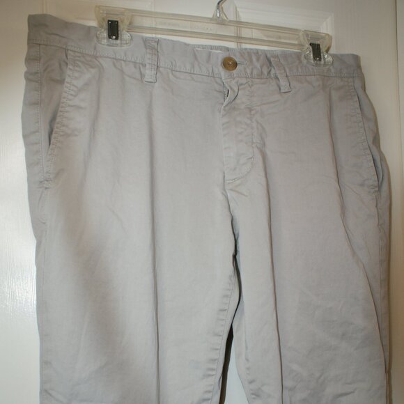 Open End Well made Beige Pants Size 33 x 32 Extra Buttons Straight Leg - Picture 1 of 10